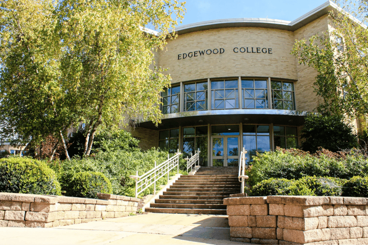 co-so-vat-chat-truong-edgewood-college